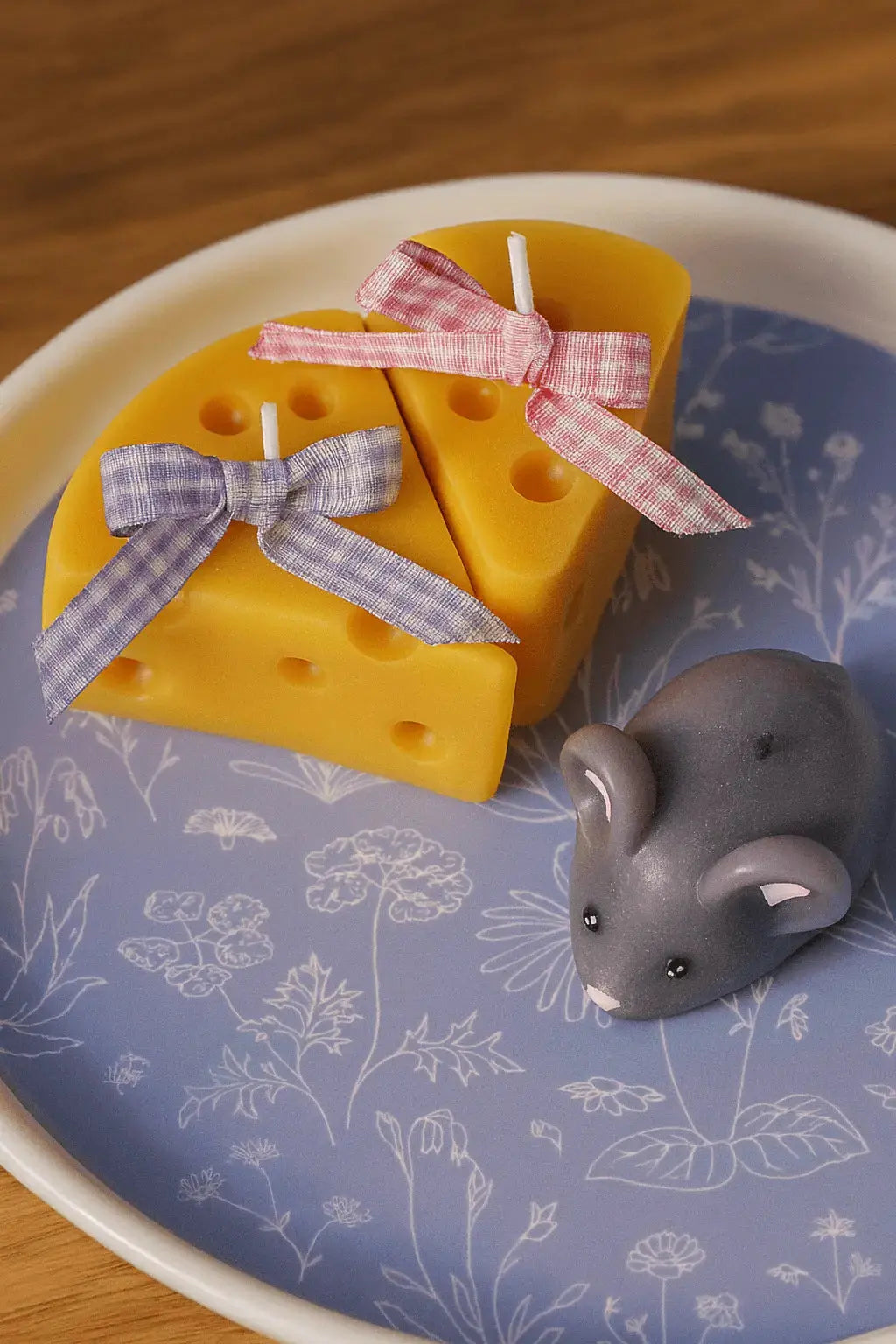 Bougie forme fromage souris — décoration artisanale originale | CréaBySana
