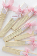 Éventail ruban rose personnalisé baptême baby shower | CréaBySana