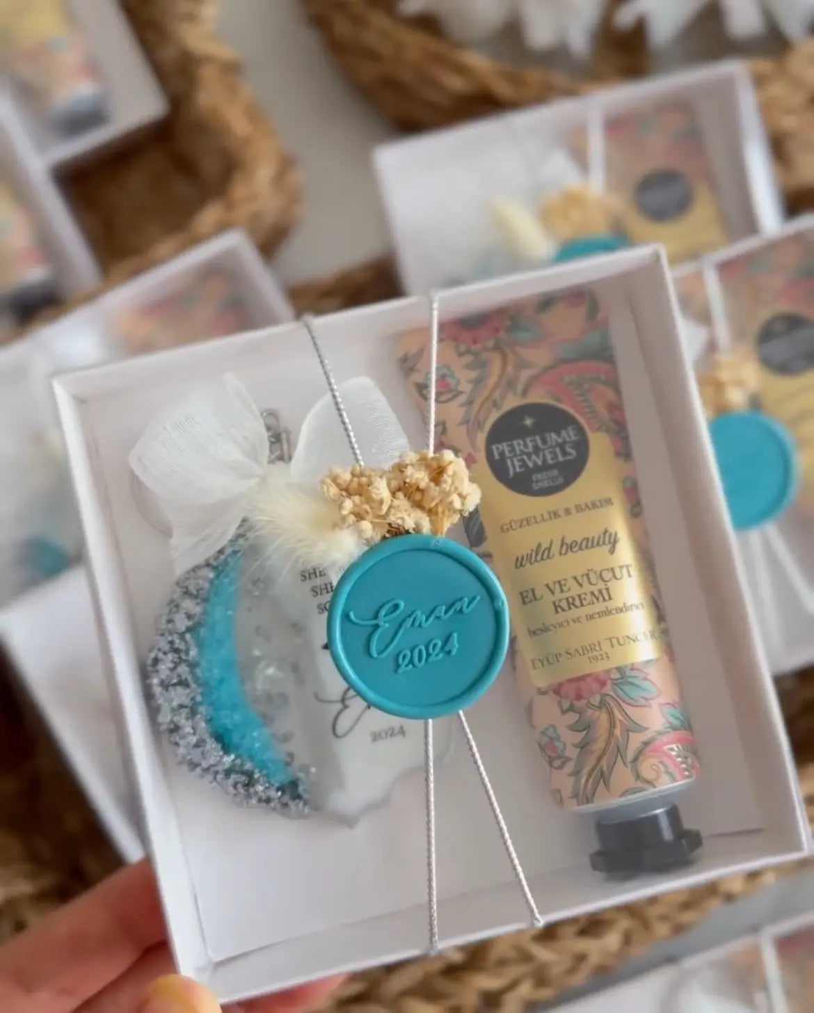 Magnet porte-clés et crème main personnalisé — cadeau femme | CréaBySana