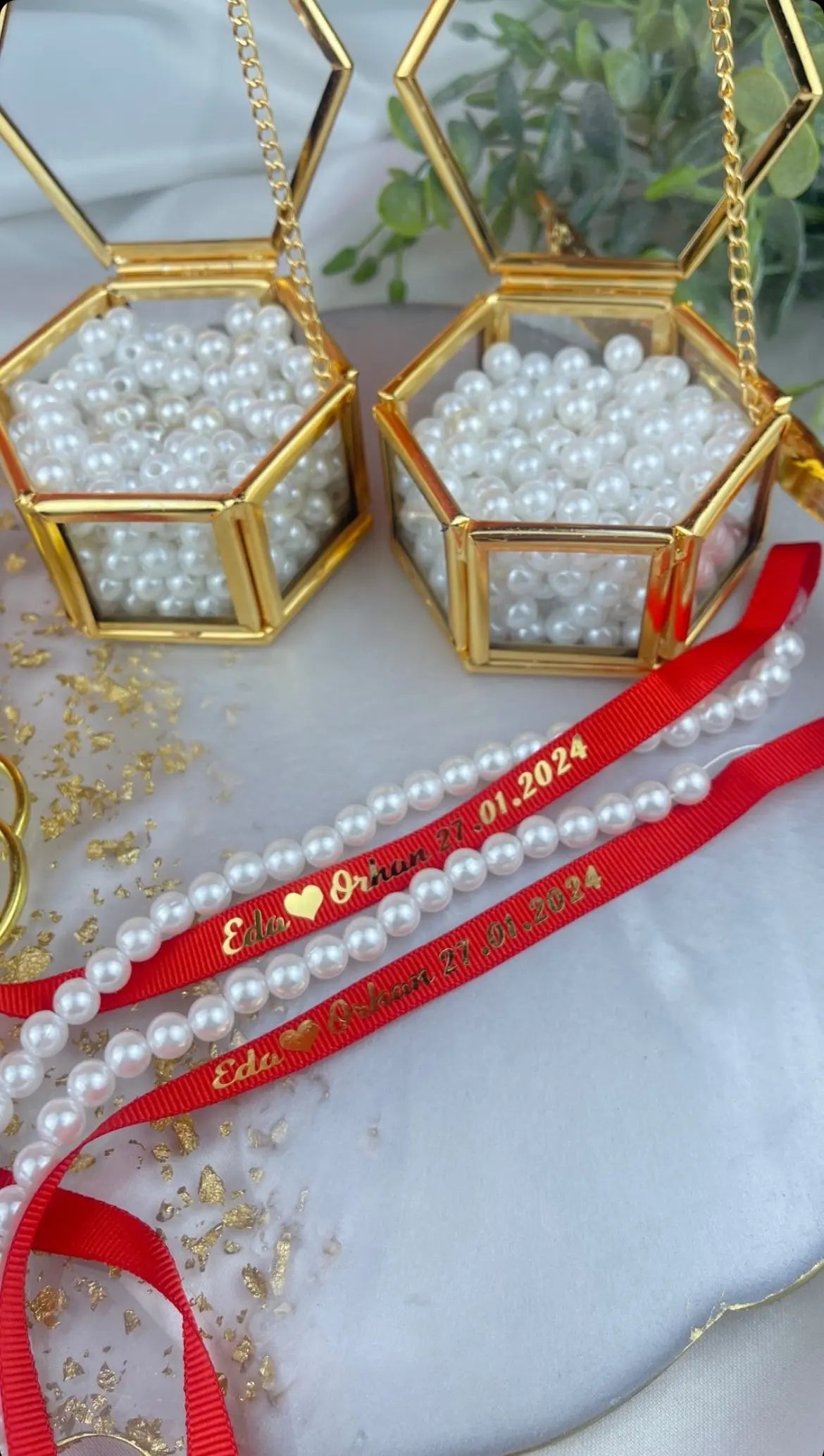 Porte-alliance mariage coffret personnalisé — détail gravure | CréaBySana