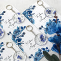 Porte-clés prénom personnalisé fleurs bleues séchées — artisanal | CréaBySana
